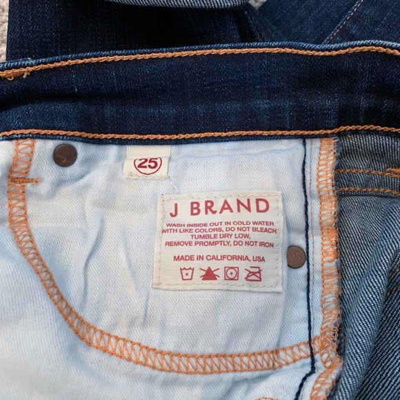 J BRAND Cropped Skinny Jeans in Ink - Picture 7 of 8